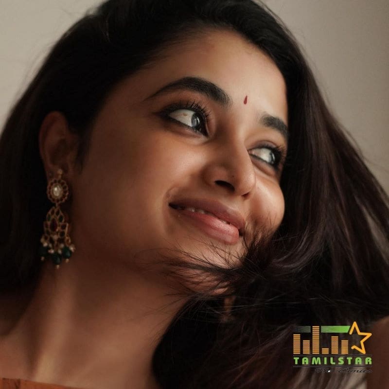 Actress Priyanka Mohan Latest Photo