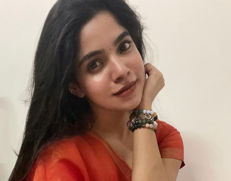Actress Divya Bharthi Latest Photos