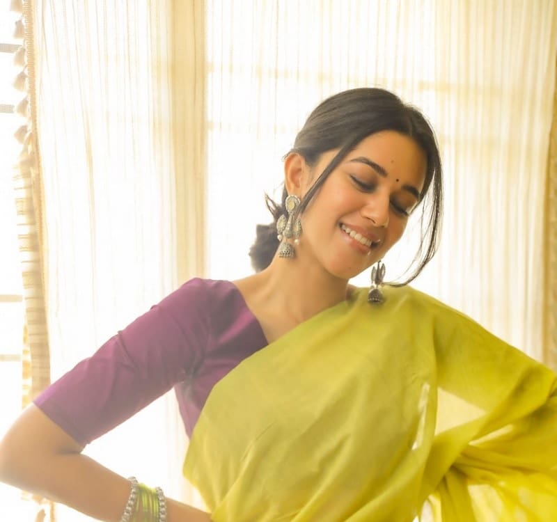 Actress Mirnalini Ravi Latest Photos