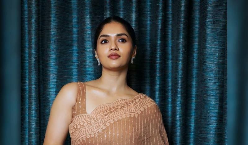 Actress Sunainaa Latest Photos