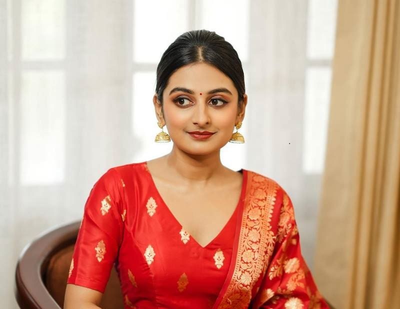 Actress Esther Anil Latest Photos