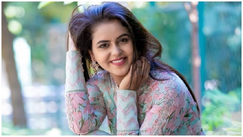 actress chaitra reddy in black dress