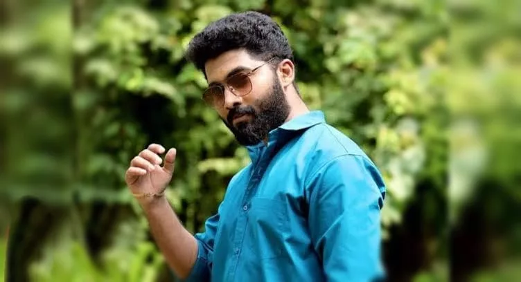 siragadikka-aasai-serial-yogesh