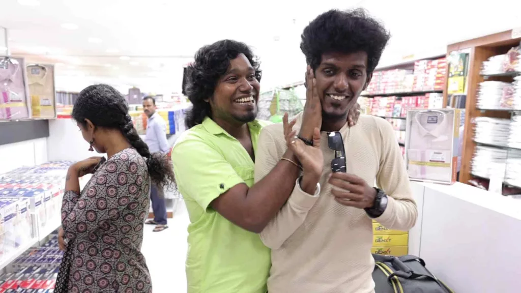 vijaytv kpy-bala-pongal-shopping-in-velavan-stores
