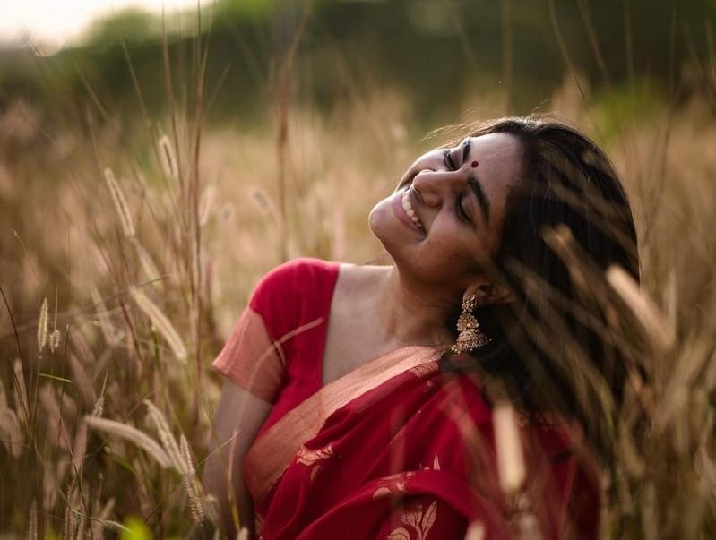 Actress NimishaSajayan Latest Photos