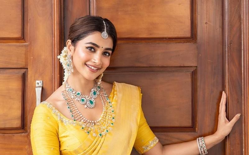 Actress PoojaHegde Latest Photos