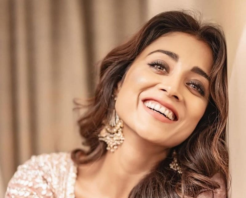 Actress ShriyaSaran Latest Photos