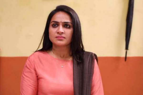 sirakadikka-aasai-salma-in-photoshoot viral