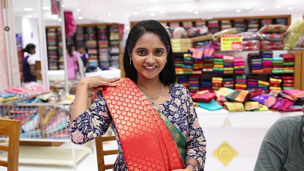 Chinna marumagal serial Swetha shopping in velavan stores