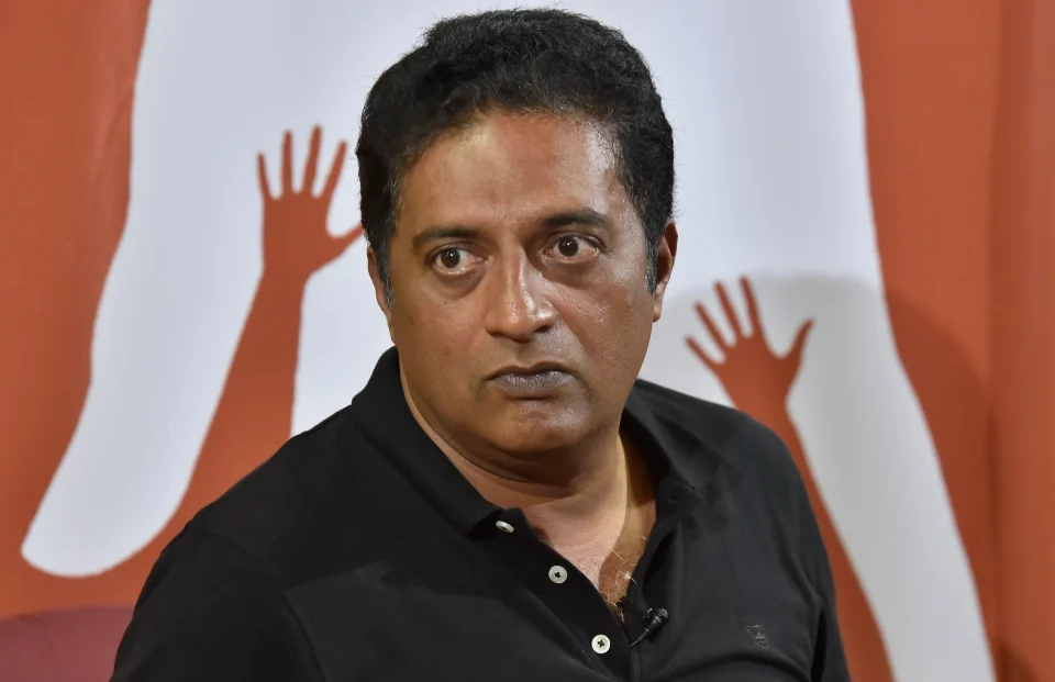 prakash raj talk about thalapathy vijay
