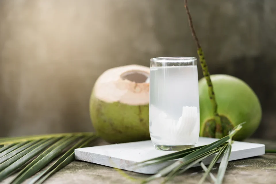 benifits drinking of coconut water